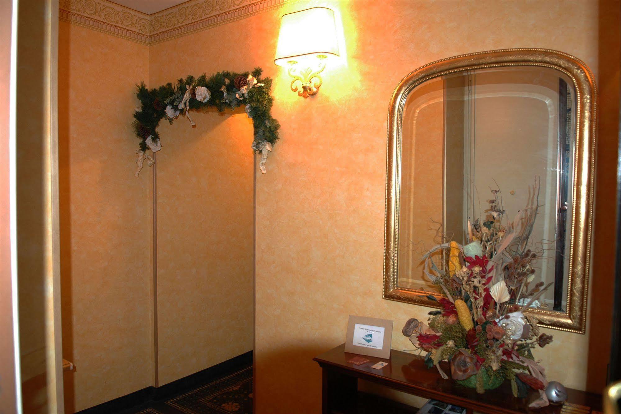 Piccolo Imperiale Bed & Breakfast Rome Exterior photo